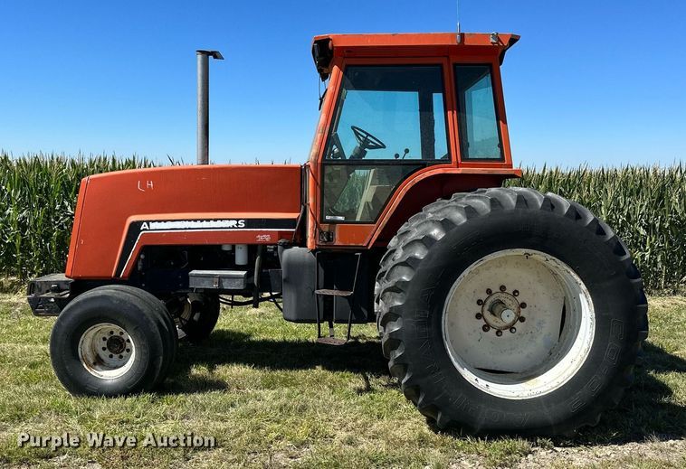 image for item NP9406 1982 Allis-Chalmers 8070  tractor