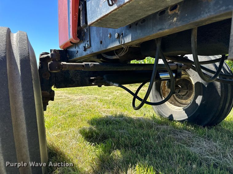 image for item NP9406 1982 Allis-Chalmers 8070  tractor