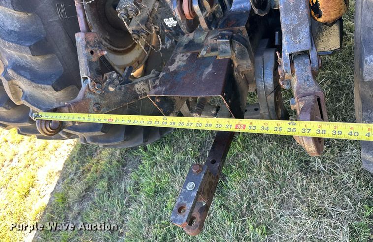 image for item NP9406 1982 Allis-Chalmers 8070  tractor