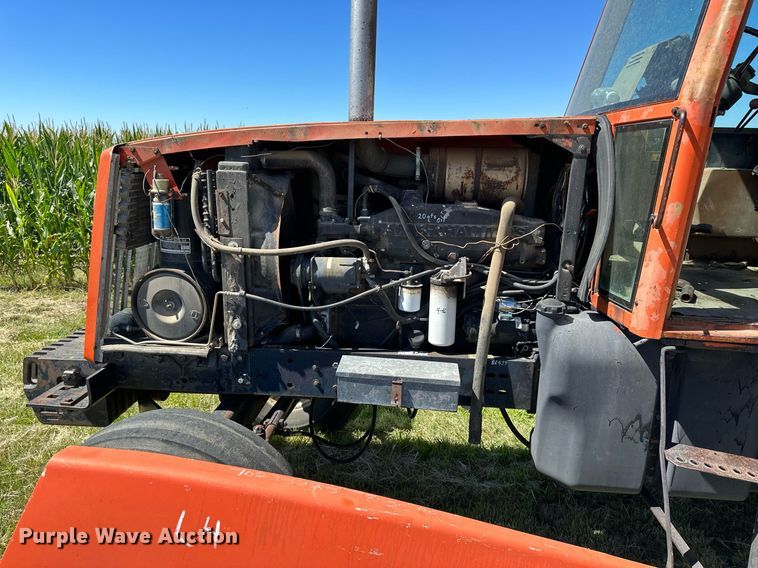 image for item NP9406 1982 Allis-Chalmers 8070  tractor