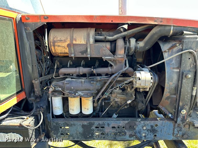 image for item NP9406 1982 Allis-Chalmers 8070  tractor