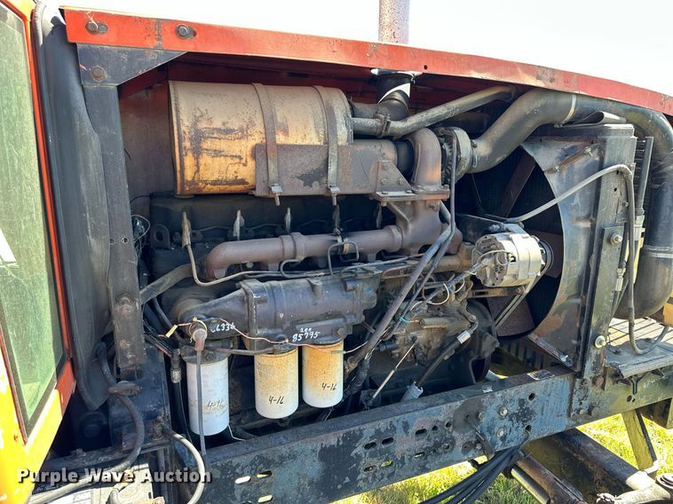 image for item NP9406 1982 Allis-Chalmers 8070  tractor