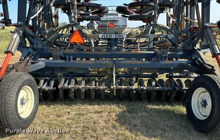 image for item NP9413 Flex-coil 5000  air seeder