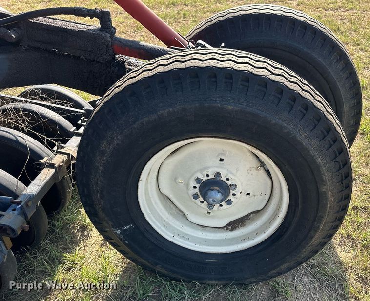 image for item NP9413 Flex-coil 5000  air seeder