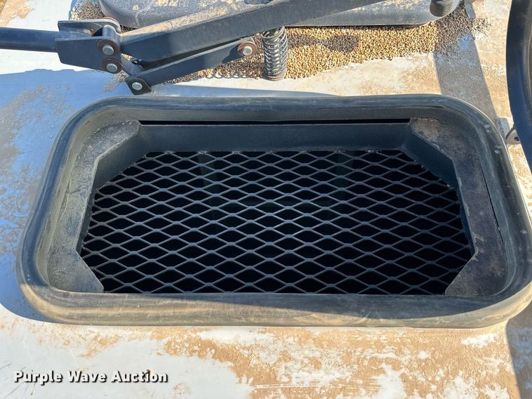 image for item NP9413 Flex-coil 5000  air seeder