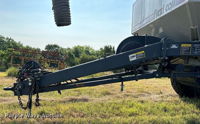 image for item NP9413 Flex-coil 5000  air seeder