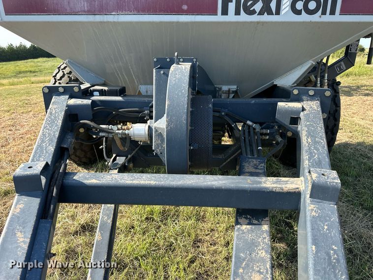 image for item NP9413 Flex-coil 5000  air seeder