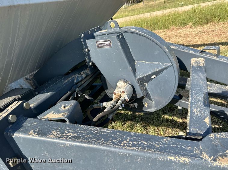 image for item NP9413 Flex-coil 5000  air seeder