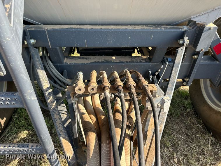 image for item NP9413 Flex-coil 5000  air seeder