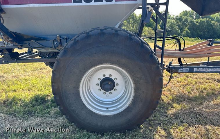 image for item NP9413 Flex-coil 5000  air seeder