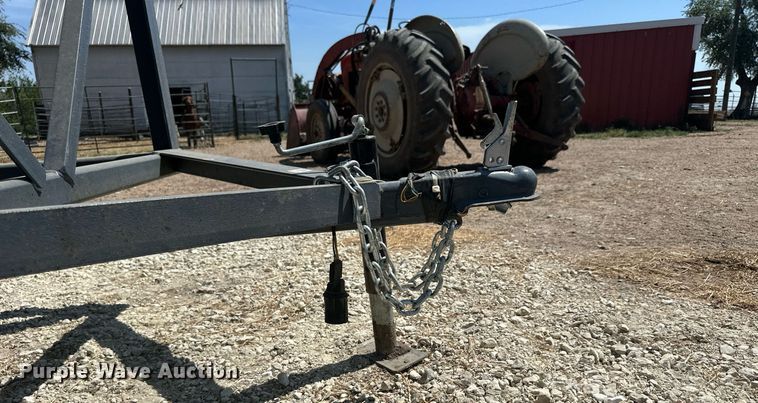 image for item NP9421 L-H Versa-Tote  grain cart