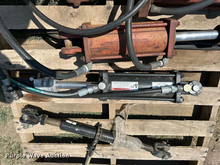 image for item NP9422 Tools