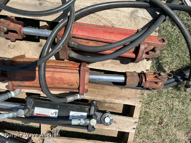 image for item NP9422 Tools