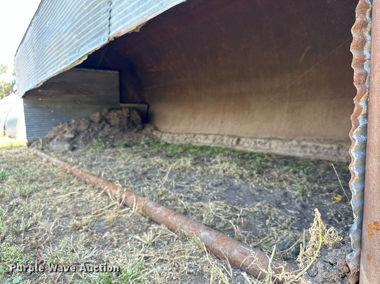 image for item NP9427 Livestock equipment