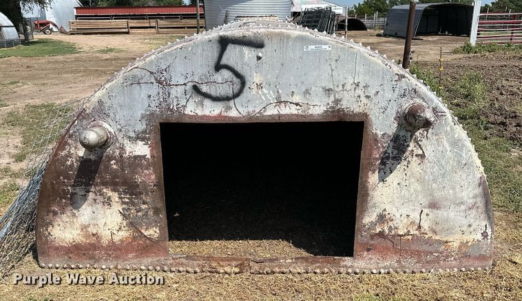 image for item NP9427 Livestock equipment