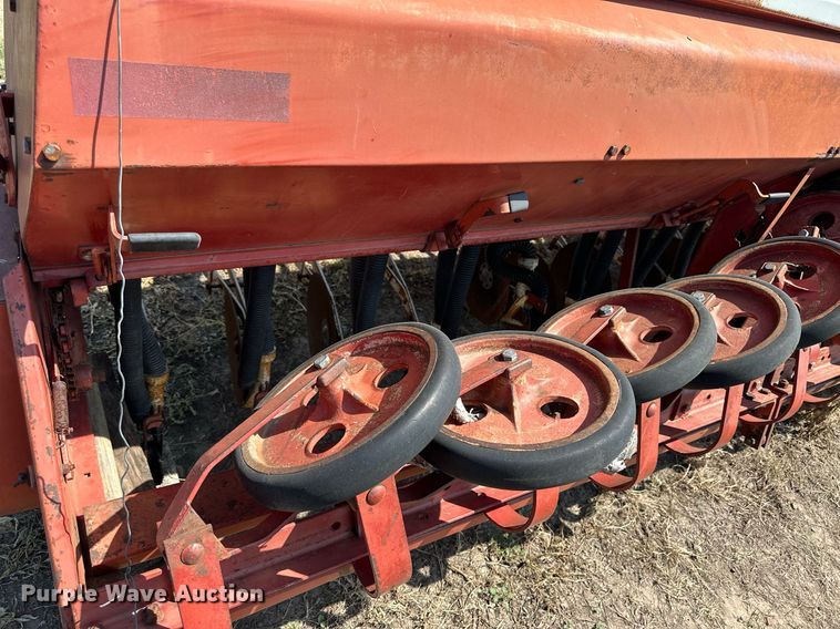 image for item NP9430 International 510  grain drill