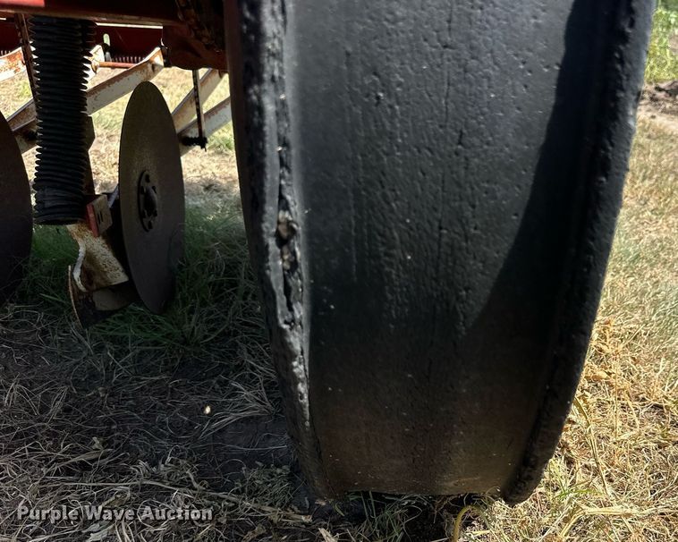 image for item NP9430 International 510  grain drill