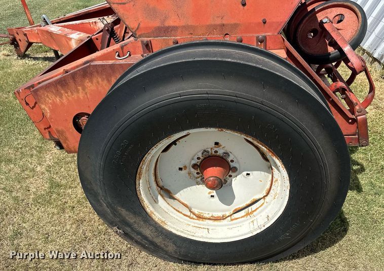 image for item NP9432 International 510  grain drill