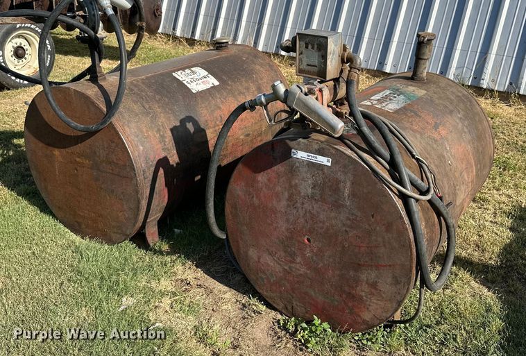 image for item NP9435 (2) Fuel tanks