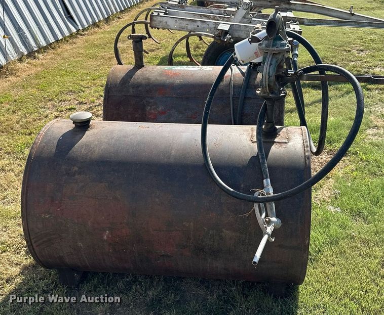 image for item NP9435 (2) Fuel tanks