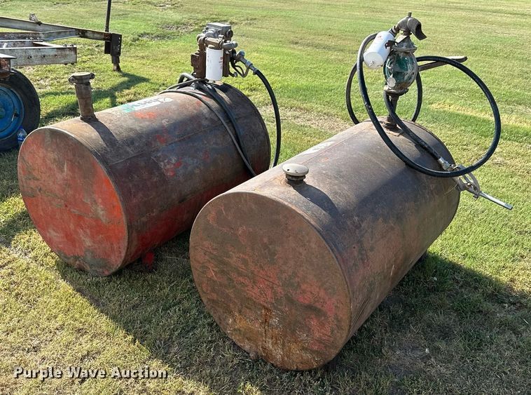 image for item NP9435 (2) Fuel tanks