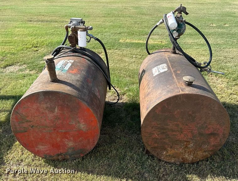 image for item NP9435 (2) Fuel tanks