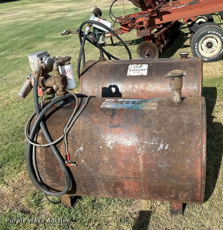 image for item NP9435 (2) Fuel tanks