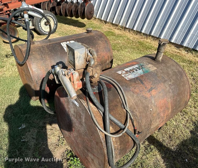 image for item NP9435 (2) Fuel tanks