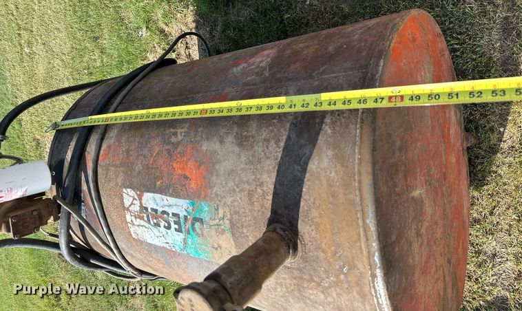 image for item NP9435 (2) Fuel tanks