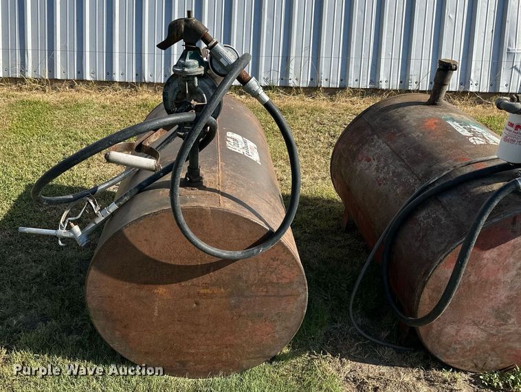 image for item NP9435 (2) Fuel tanks