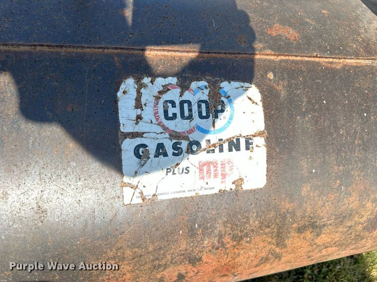 image for item NP9435 (2) Fuel tanks