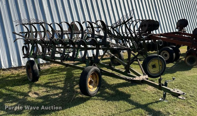 image for item NP9437 John Deere  spring tooth harrow