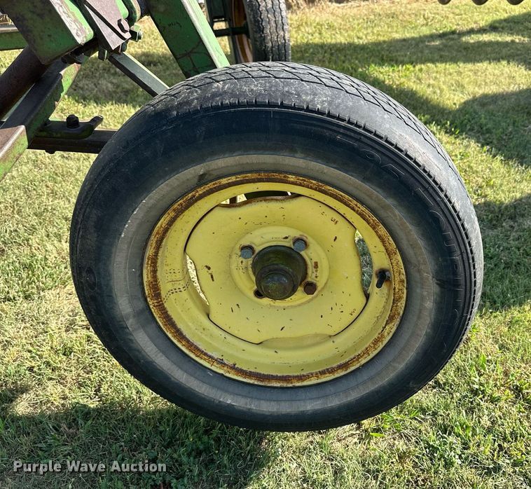 image for item NP9437 John Deere  spring tooth harrow