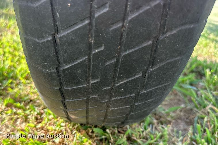 image for item NP9437 John Deere  spring tooth harrow