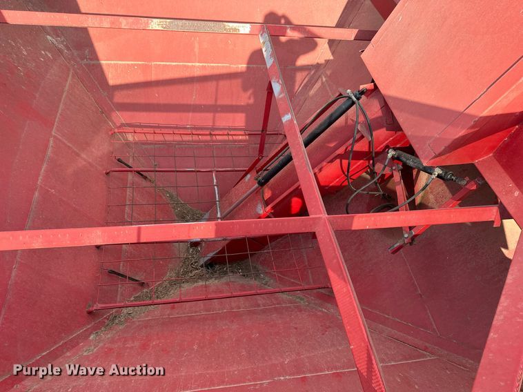 image for item NP9443 E-Z Trail 500  grain cart