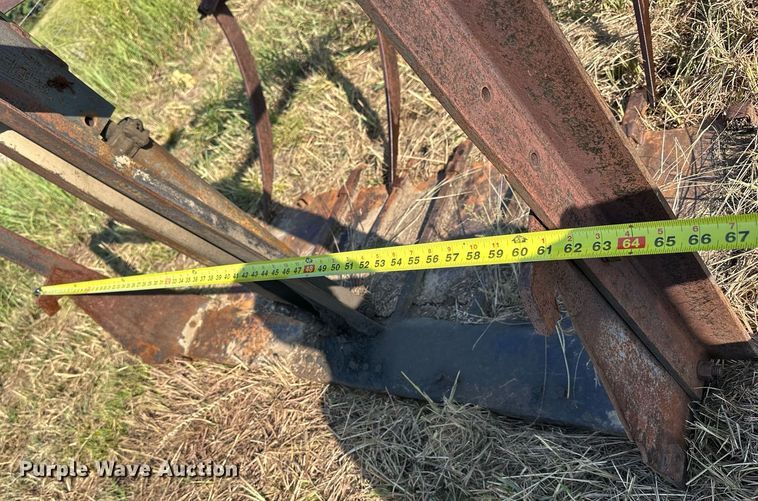 image for item NP9456 Grapple