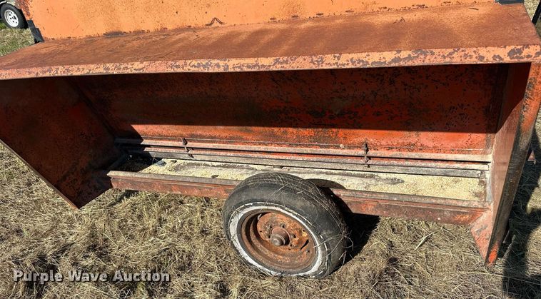 image for item NP9458 Hastings Caretaker  Creep Feeder