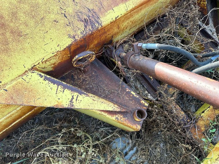 image for item NP9463 Degelman 10 STD  tractor dozer blade