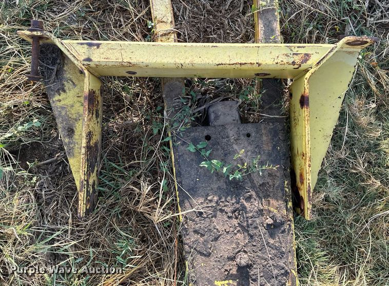 image for item NP9463 Degelman 10 STD  tractor dozer blade