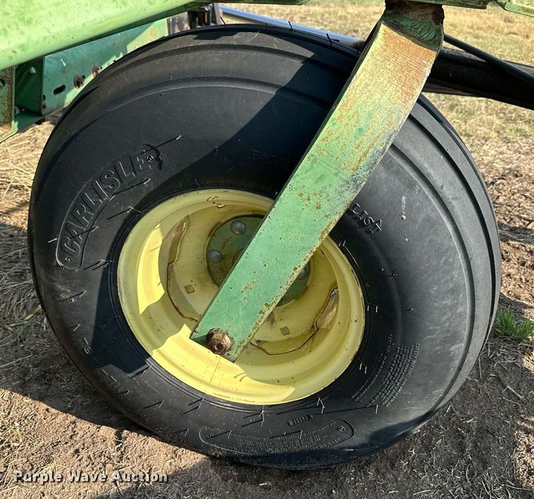 image for item NP9464 (3) John Deere 9300 grain drills