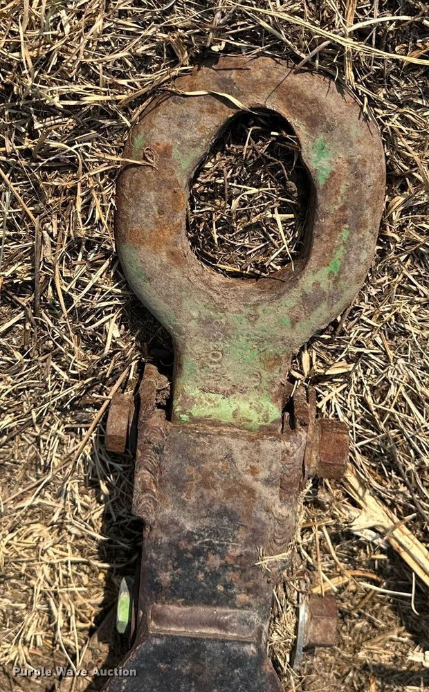 image for item NP9464 (3) John Deere 9300 grain drills