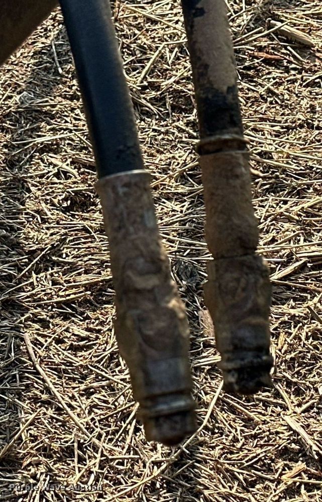 image for item NP9464 (3) John Deere 9300 grain drills