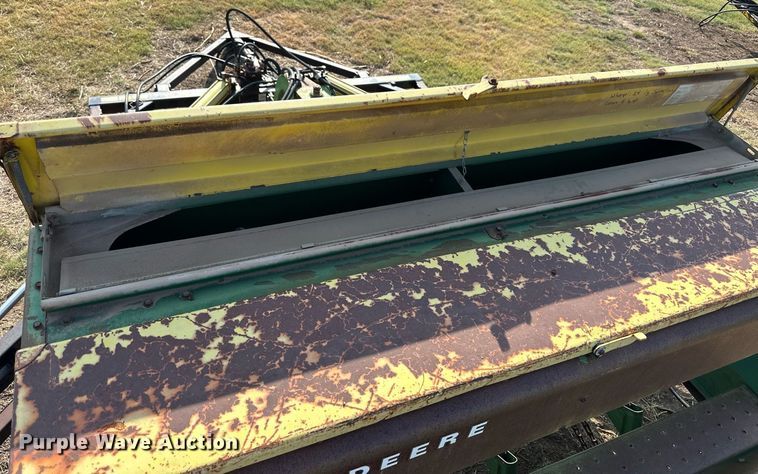 image for item NP9464 (3) John Deere 9300 grain drills