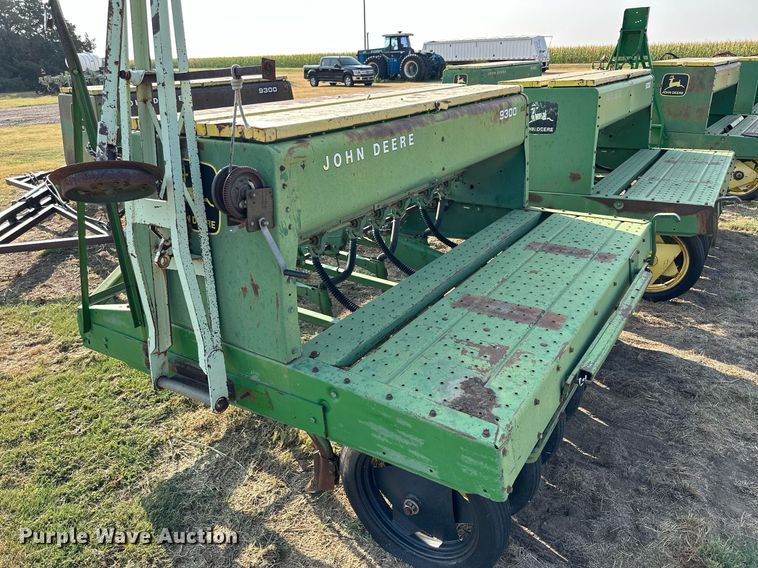 image for item NP9464 (3) John Deere 9300 grain drills