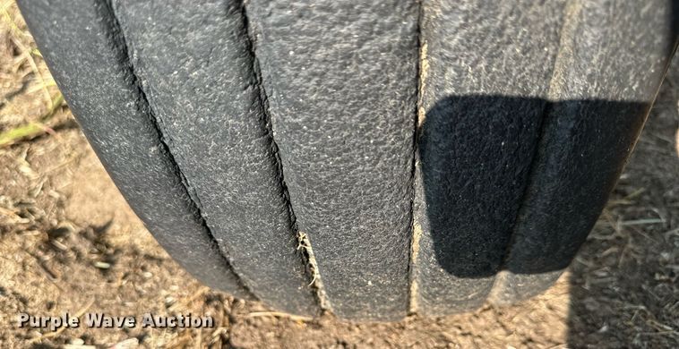 image for item NP9464 (3) John Deere 9300 grain drills