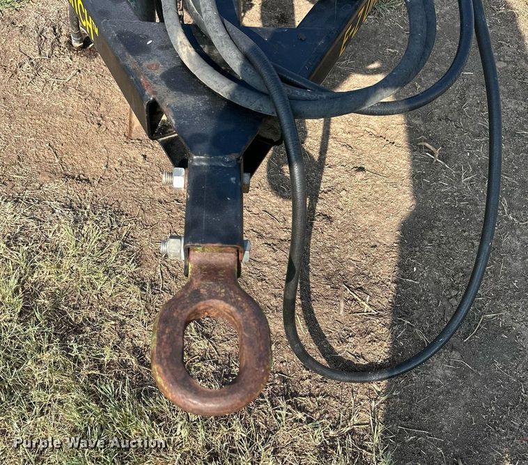 image for item NP9465 (3) John Deere 9300 grain drills