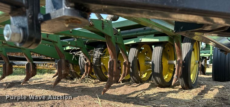 image for item NP9465 (3) John Deere 9300 grain drills