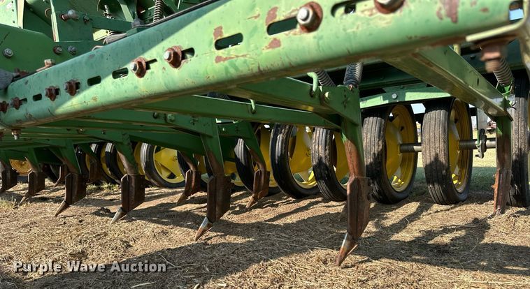 image for item NP9465 (3) John Deere 9300 grain drills