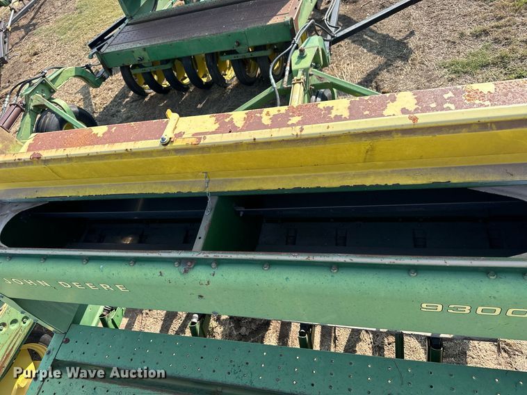 image for item NP9465 (3) John Deere 9300 grain drills