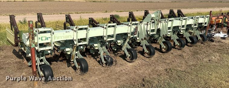 image for item NP9466 Orthman 605-132  row crop cultivator